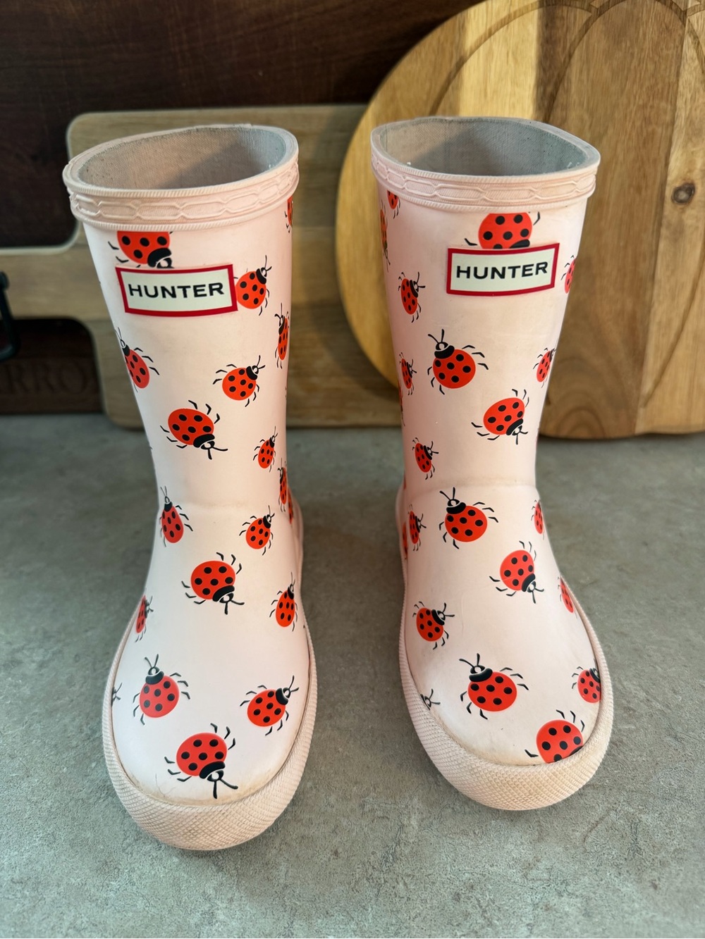 Hunter Kids Pink Rain Boots with Red Ladybug Print, size 10